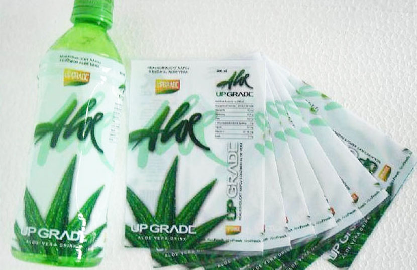 瓶装标签贴纸_瓶装水标签印刷_03.jpg